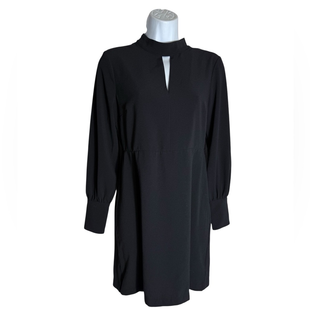 NWT Banana Republic Dress size 2 petite Stunning classic black cut out Dress 🖤🖤